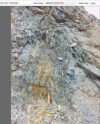 Mineralized vein at Pocologan
